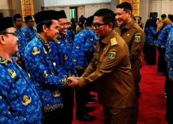 Pengawas Sekolah Dilantik, Gubernur Andra Tekankan Optimalisasi Kualitas Pendidikan