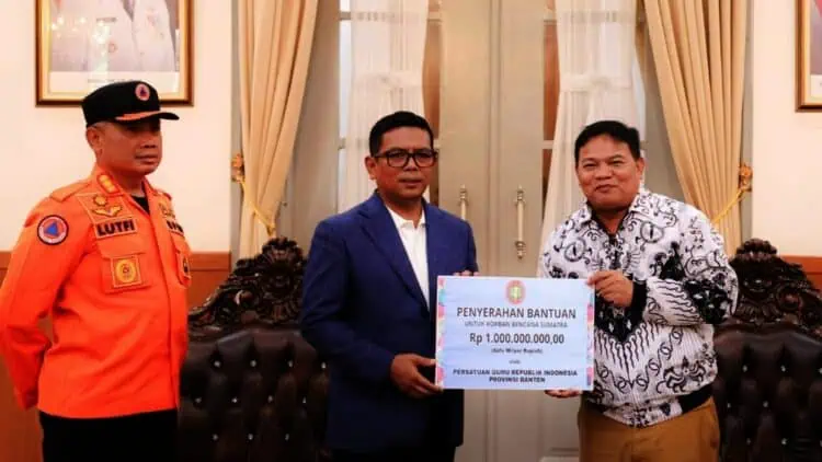 Dari PGRI Banten, Rp1 Miliar Untuk Terdampak Bencana Sumatera