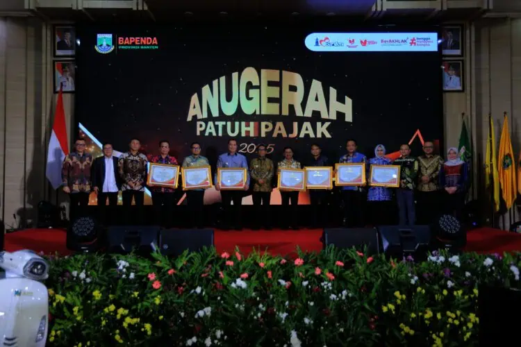 Pemkot Tangerang Dianugerahi Penghargaan Patuh Pajak Tahun 2025