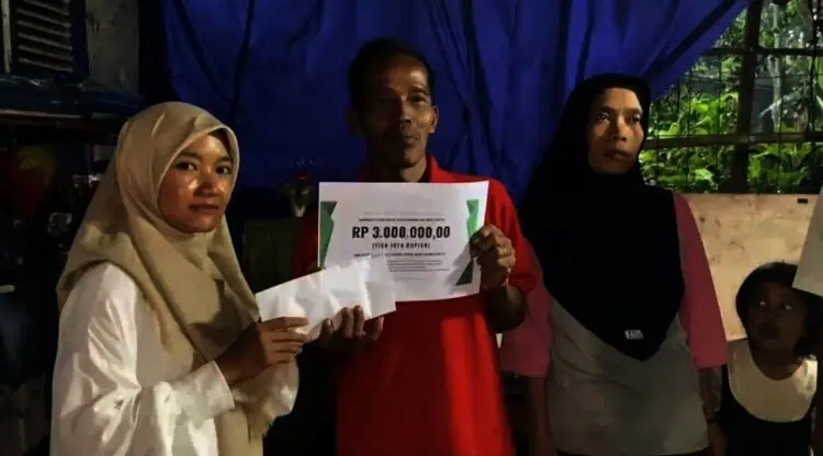 Usai Viral, Bantuan Mengalir ke Rumah Reyot Guru Honorer di Lebak