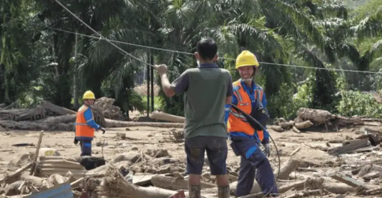 Warga Terdampak Bencana Diminta Waspadai Risiko Listrik