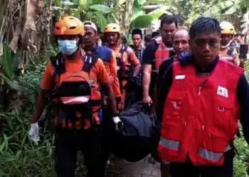 Jasad Remaja Cilik Korban Hanyut di Sungai Ciujung Lebak Ditemukan Tak Bernyawa, Keluarga Histeris
