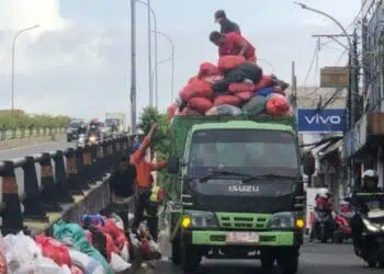 Pemkot Tangsel Uji Coba Buang Sampah ke TPA Cilowong Serang Selama Sepekan