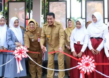 Tujuh Halte Bus Sekolah Gratis Kabupaten Tangerang Diresmikan