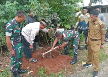 Koramil Cisoka Bersama Kades dan Warga Munjul Gaungkan Kepedulian Lingkungan