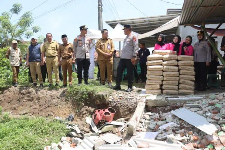 6 Rumah Terdampak Bencana Longsor di Cisoka