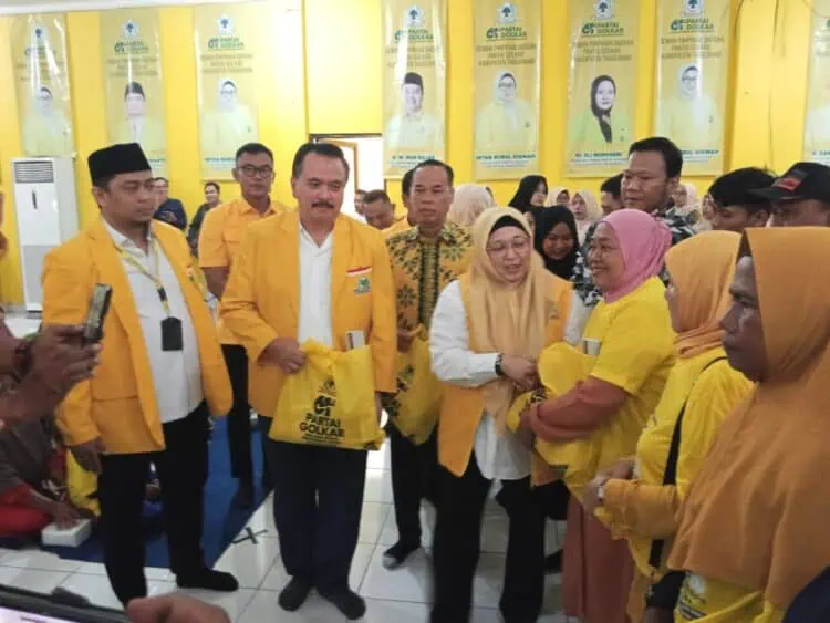 Golkar Kabupaten Tangerang Bagikan 1.000 Paket Sembako Gratis