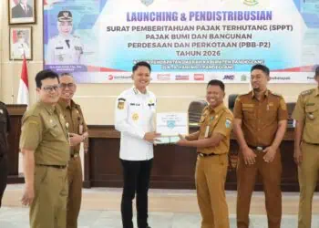 LAUNCHING DAN DISTRIBUSI SPPT PBB-P2 -- Kegiatan Launching dan Distribusi Surat Pemberitahuan Pajak Terhutang (SPPT) Pajak Bumi dan Bangunan Perdesaan dan Perkotaan (PBB-P2) Kabupaten Pandeglang Tahun 2026, di Gedung Pendopo Kabupaten Pandeglang, Selasa (13/1/2026). (ISTIMEWA)