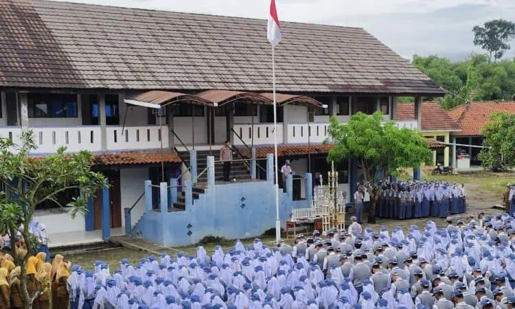 Polda Banten Tanamkan Disiplin Pelajar di SMAN 7 Kabupaten Tangerang