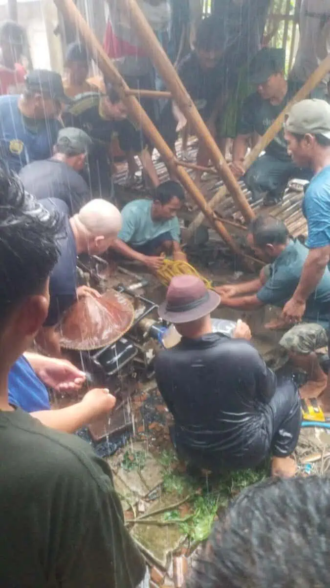 Sedang Perbaiki Kandang Kambing, Warga Carenang Serang Jatuh ke Sumur Lalu Meninggal Dunia