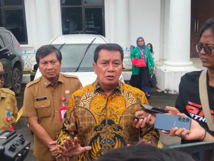 Prioritaskan Pasokan Air Bersih, Bupati Tangerang Pastikan Negara Hadir untuk Korban Banjir
