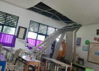 Cuaca Ekstrem, Plafon Ruang Kelas di SDN Budi Mulya Ambruk