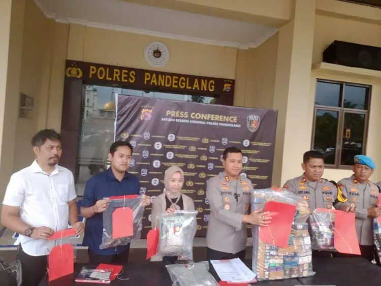 Bobol Waralaba, 7 Pelaku Diamankan ke Sel Mapolres Pandeglang