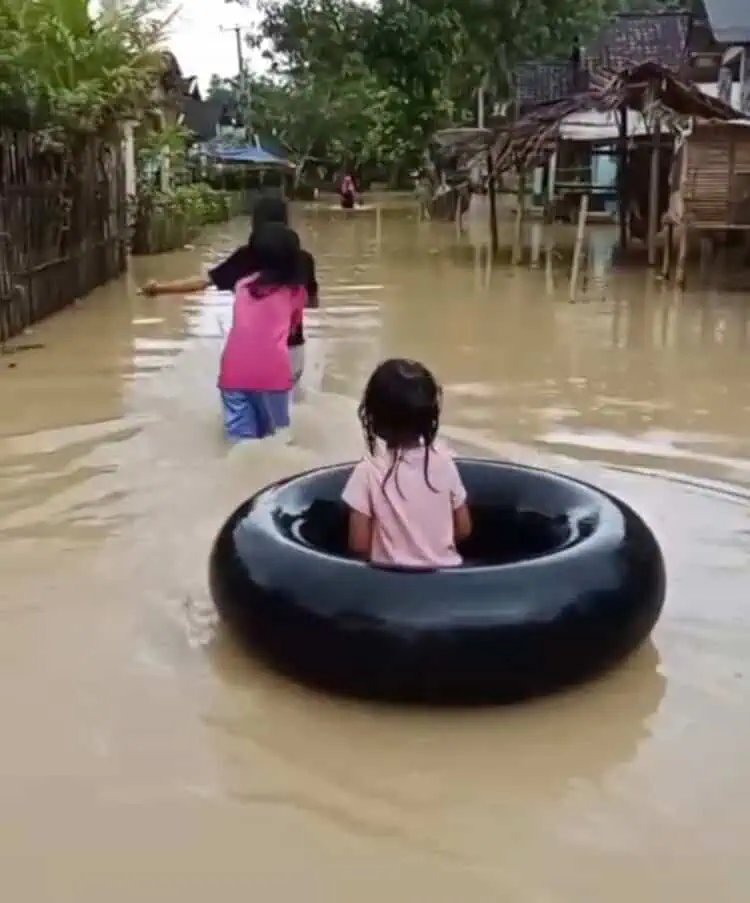 Air Sungai Kembali Meluap, Ratusan Rumah di Desa Idaman Pandeglang Terendam