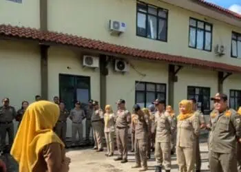 Bupati Dewi Minta Pegawai Tak "Asal" Kerja