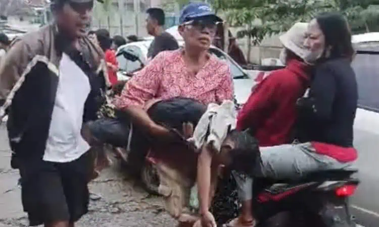 Orang Tua Perhatikan Anak, Jangan Biarkan Main Air Saat Banjir