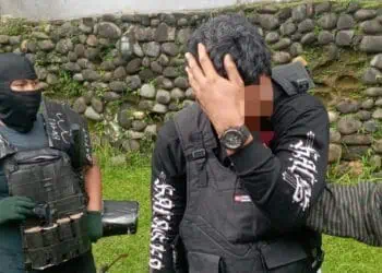 Tertangkap Basah, Maling Laptop di Ciputat Timur Dihajar Warga
