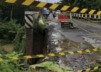 Hujan Deras Picu Longsor Fondasi Jembatan di Lebak, Jalur Kaduagung-Cileles Rawan Terputus