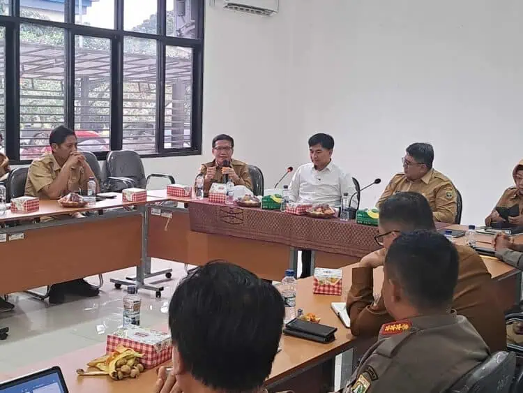Pemprov Banten Cabut Izin Dua Pertambangan