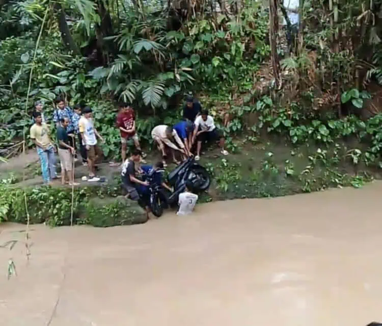Jembatan Gantung di Lebak Ambruk, 5 Siswa SMP Terjatuh ke Sungai