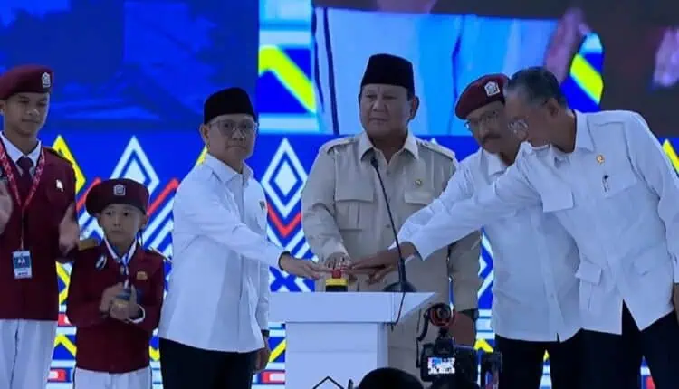 Prabowo Tegaskan Komitmen Bangun 500 Sekolah Rakyat