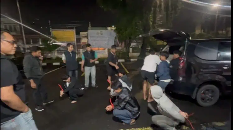 Polisi Gagalkan Tawuran di Ciputat, 8 Remaja Bawa Senjata Tajam Diamankan