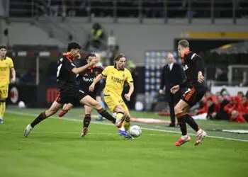 Tarik Baju jadi Kontroversi, AC Milan vs Como 1907 Berakhir Imbang
