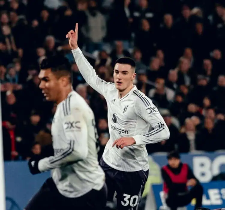 Laju Epik Manchester United Terhenti