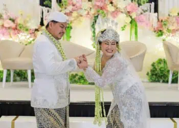Boiyen dan Rully Kompak Tak Hadiri Sidang Cerai