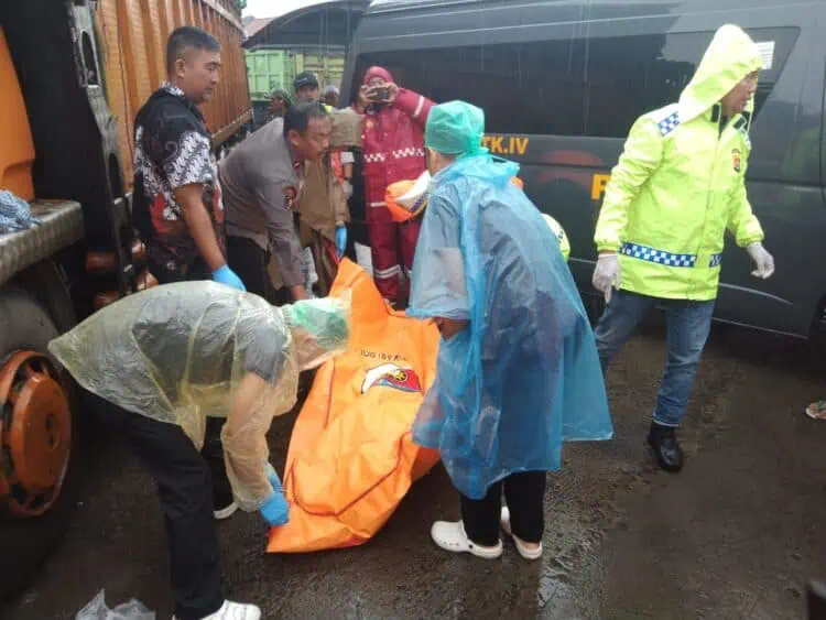 Sopir Truk Ditemukan Gantung Diri di Rest Area Bogeg Serang