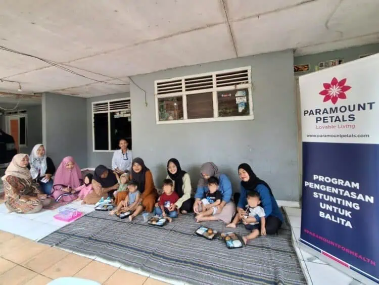 Tekan Stunting di Curug, Paramount Petals Berikan Bantuan Makanan Bergizi dan Edukasi Kesehatan