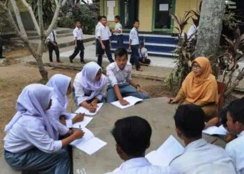 Fokus Pembelajaran, Penggunaan Gadget di Lingkungan Sekolah Kabupaten Tangerang Dibatasi
