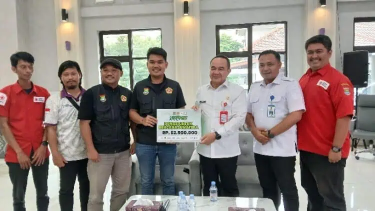 Run To Give Karang Taruna Curug Galang Rp 62,5 Juta