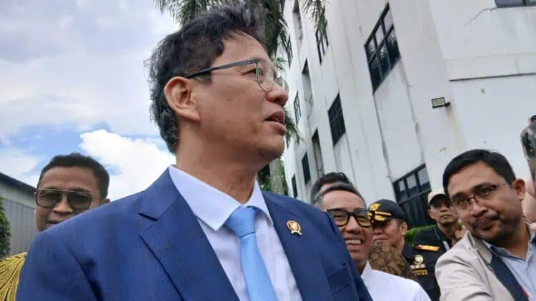 Diduga Tak Setor Pajak Rp500 Miliar, Menkeu Purbaya Sidak Pabrik Baja di Cikupa