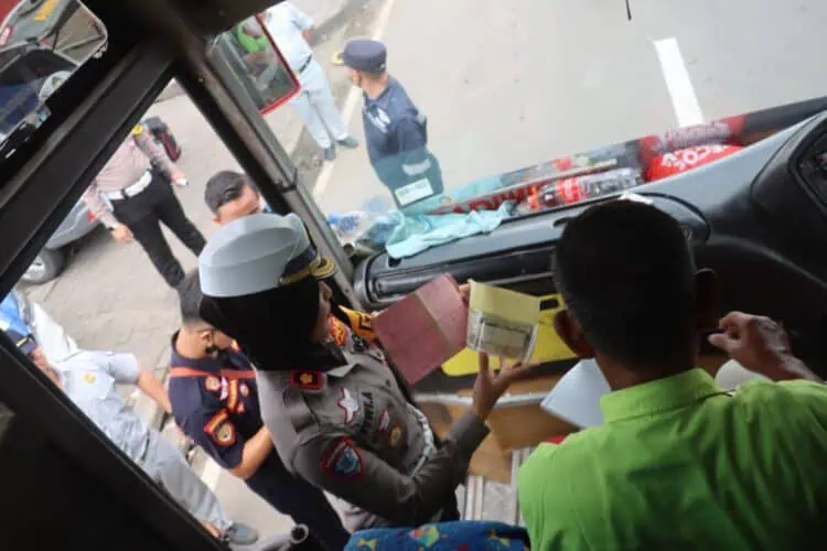 Polres Serang Kota Lakukan Ram Cek Angkutan Umum