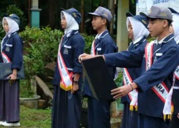 Antisipasi Kasus Kenakalan Remaja, Personel Polda Banten Sambangi Pelajar di Pandeglang