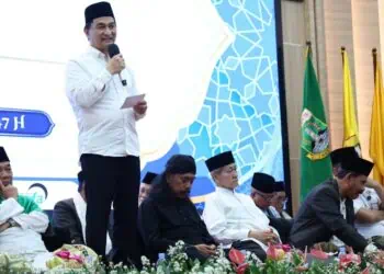 SAMBUTAN : Wagub Achmad Dimyati Natakusumah menyampaikan sambutan. Pemprov Banten komitmen menekan kenaikan harga sembako melalui OP. (ISTIMEWA)