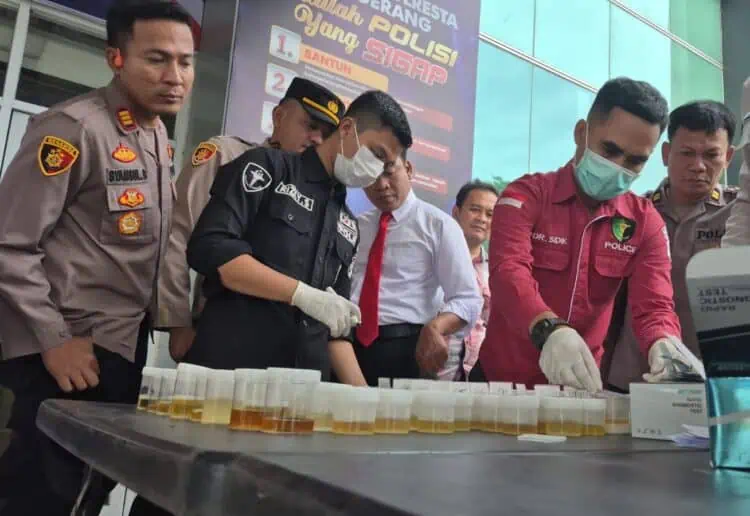 Cegah Narkoba, 270 Anggota Polresta Tangerang Jalani Tes Urine Mendadak