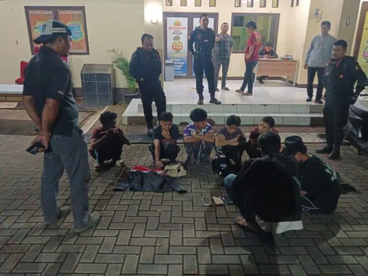 Hendak Tawuran di Jembatan Kranggan, Enam Remaja Diamankan