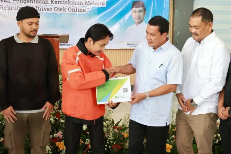 Bupati Tangerang Apresiasi Aksi Nyata Gerakan Entaskan Kemiskinan Di Kecamatan Kosambi