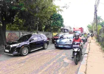43 Titik Jalan Berlubang di Ciputat Timur Berbahaya, Polisi Minta Diperbaiki