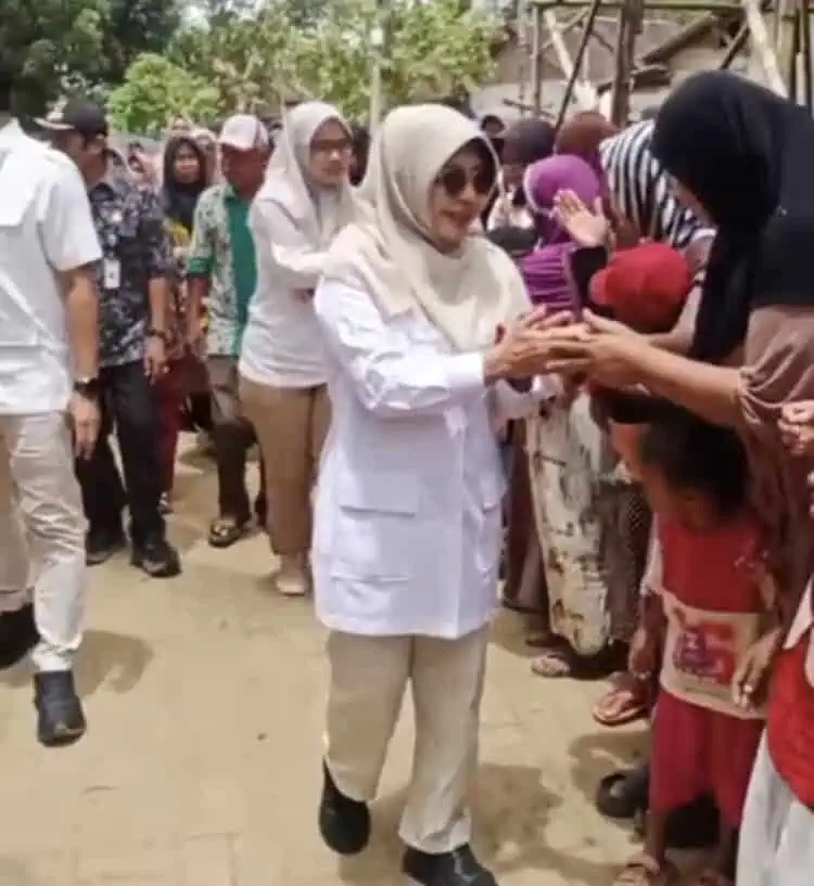 Bupati Dewi Bersama Pengurus DPC Partai Gerindra Kunjungi Desa Idaman, Ini Tujuannya