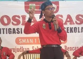 Anggota Taruna Siaga Bencana (Tagana) Kabupaten Serang, Amin Nazili, mengeluhkan soal insentif sepanjang tahun 2025 yang tidak pernah diterimanya.  (ISTIMEWA)