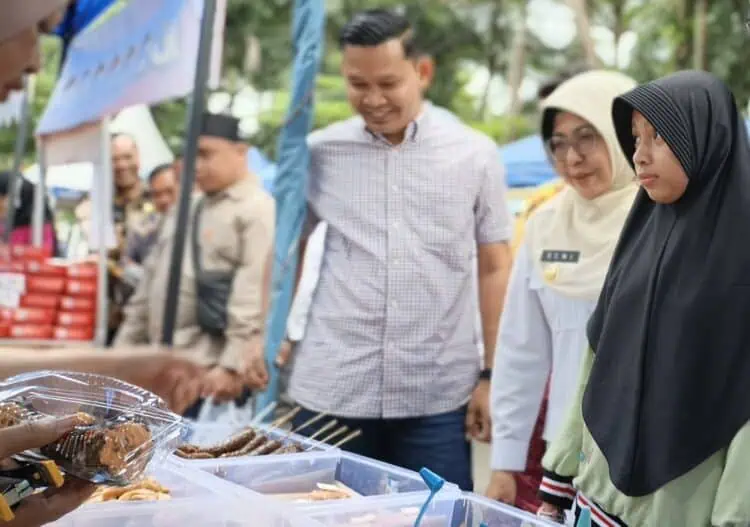 Bazar Kadaharan Buka Puasa Dilaunching, Bupati Dewi: Ini Harus Jadi Agenda Tahunan yang Terus Berkembang