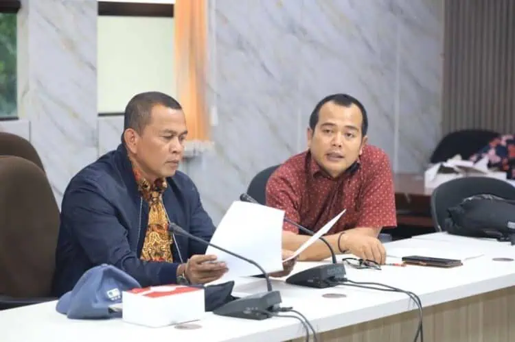 Bapemperda DPRD Kota Tangerang Evaluasi Tiga Raperda Prioritas 2026