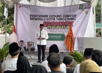 Suasana peresmian sekretariat Bawaslu Kota Tangerang, di Jalan Nyimas Melati No.09, Kelurahan Sukarasa, Kota Tangerang, Jumat (27/2/2026) sore. (ISTIMEWA)