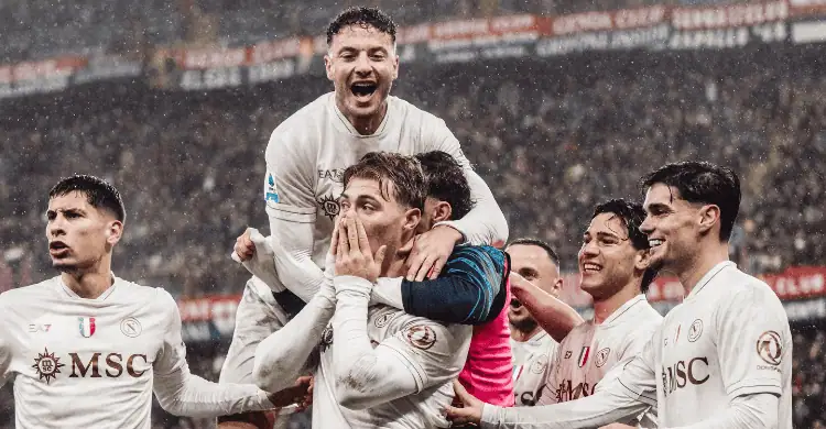 Preview Napoli vs AS Roma, Demi Gelar Tersisa
