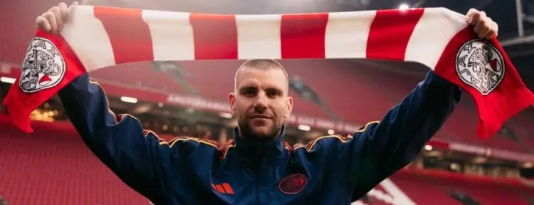 Maarten Paes Resmi Gabung Ajax Amsterdam