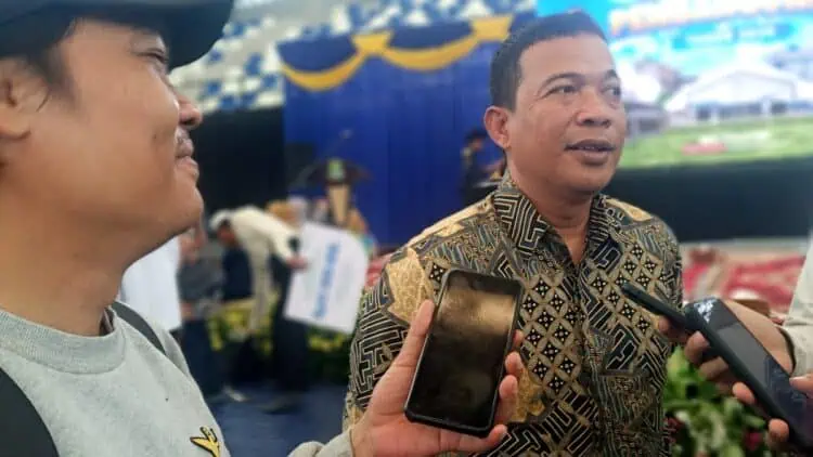 Ketua DPRD Kota Tangerang Dorong Betonisasi Jalan Rawan Banjir