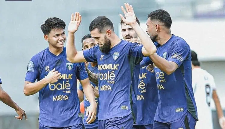 Preview Semen Padang vs Persita, Pendekar Cisadane Harus Bangkit